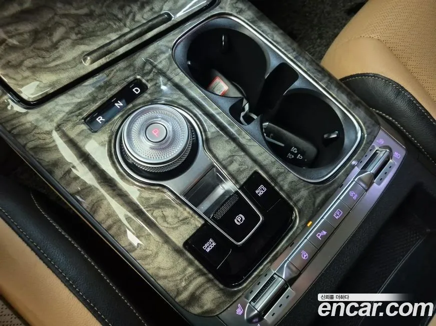 Kia Carnival — фото 10