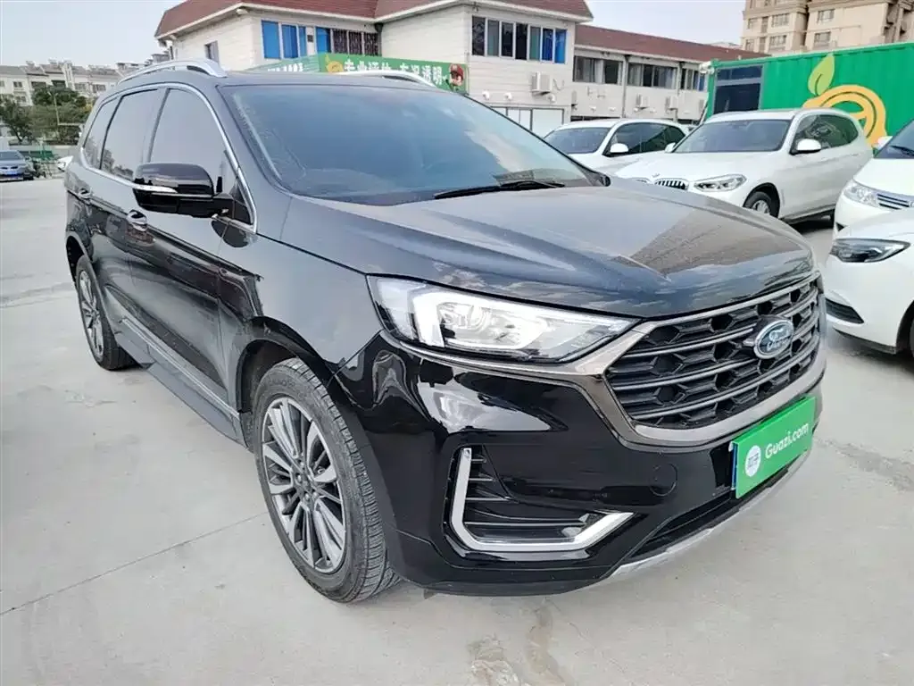 Ford Edge — фото 10