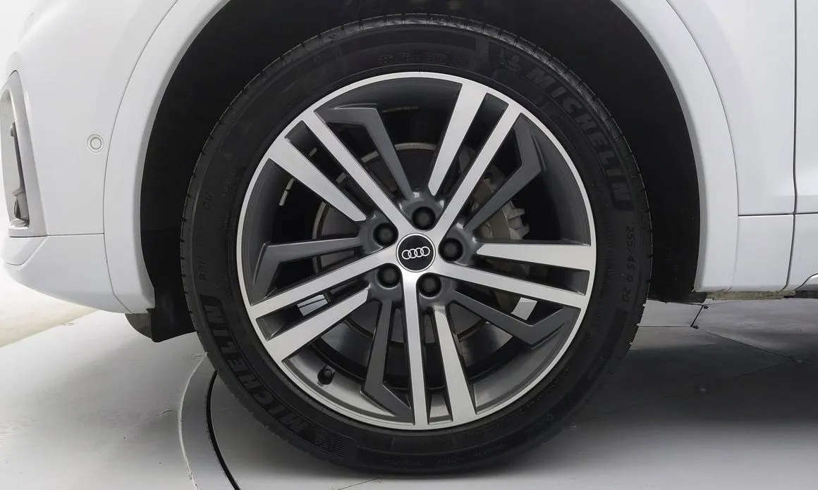 Audi Q5 2021 из KR, фото 8