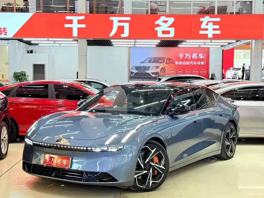 Lynk & Co Z10