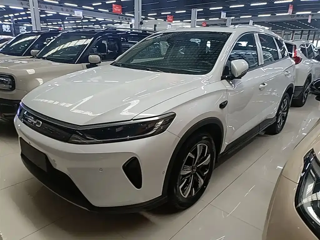 BYD Seal 05 DM-i — фото 1