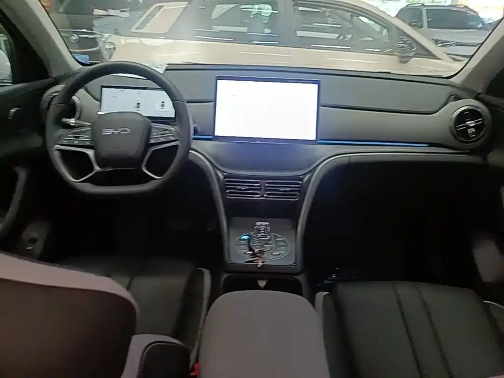 BYD Seal 05 DM-i — фото 3