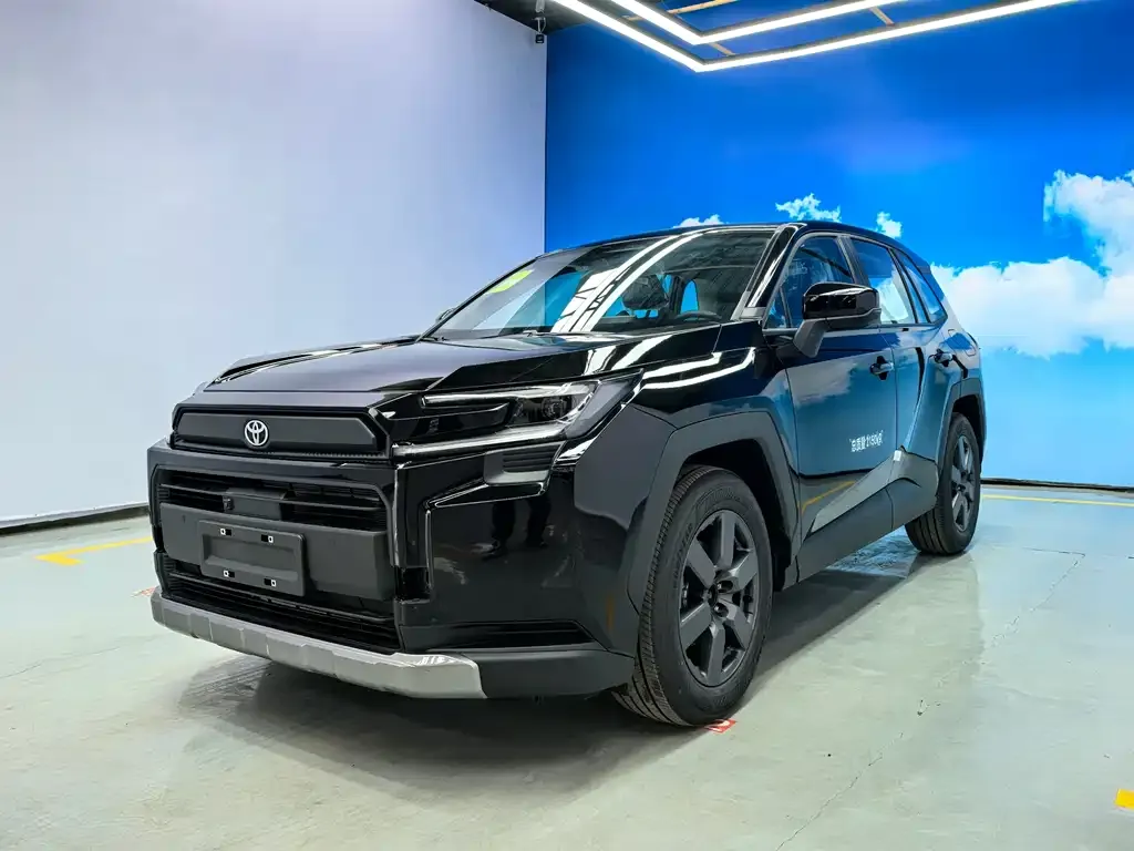 Toyota RAV4 — фото 9