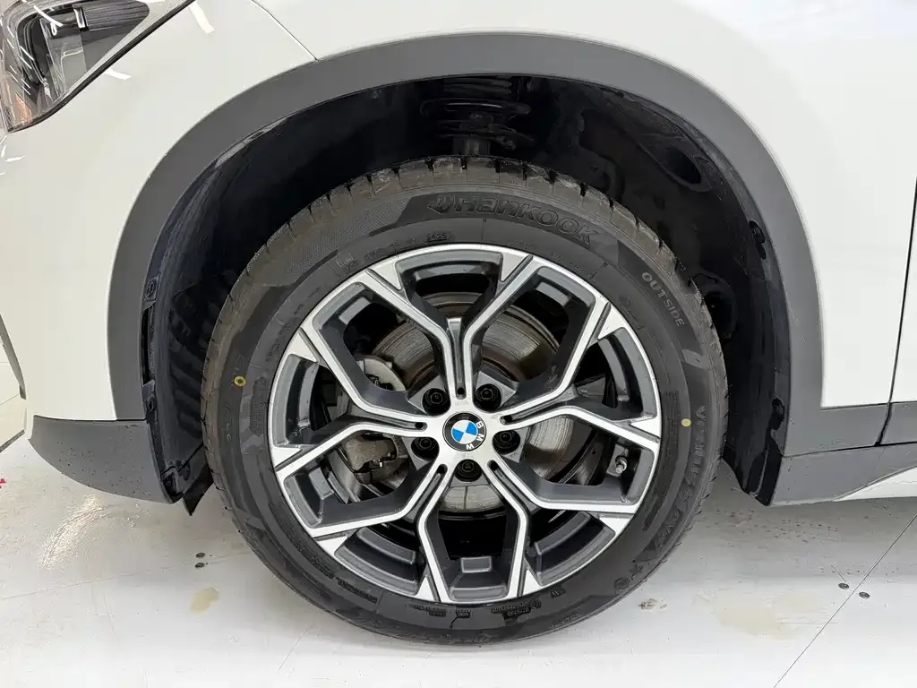 BMW X1 — фото 6