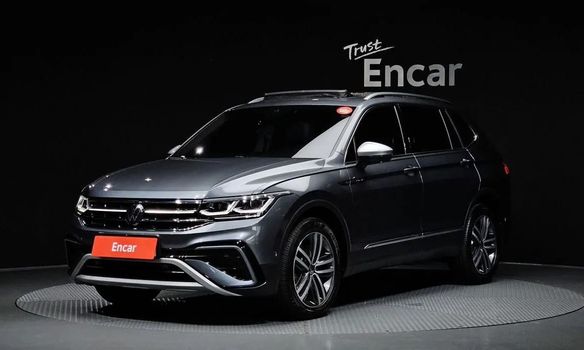 Volkswagen Tiguan — фото 1