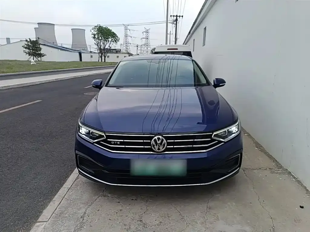 Volkswagen Magotan GTE PHEV 2021 из CN, фото 8