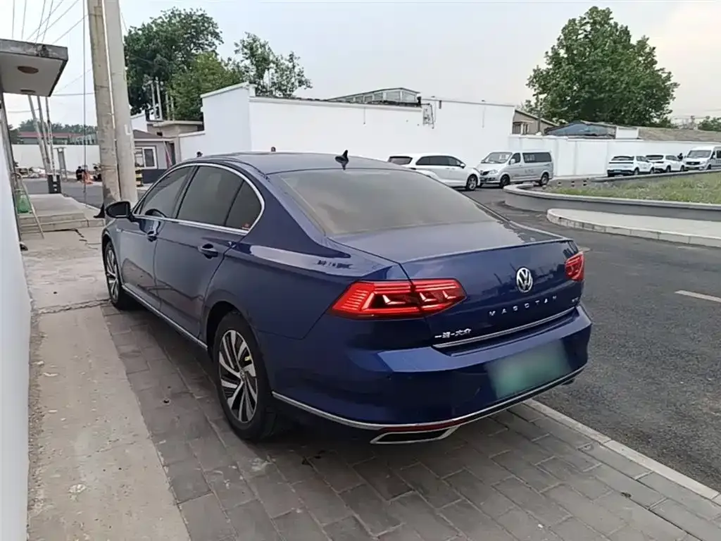 Volkswagen Magotan GTE PHEV 2021 из CN, фото 10