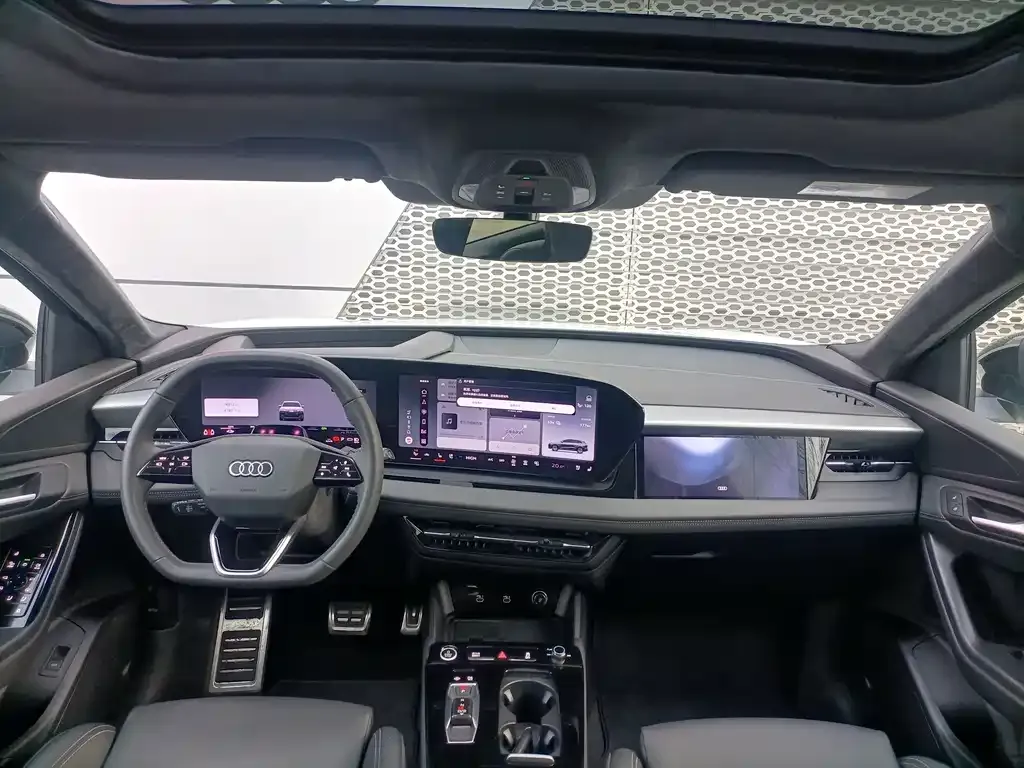 Audi Q6L e-tron — фото 4