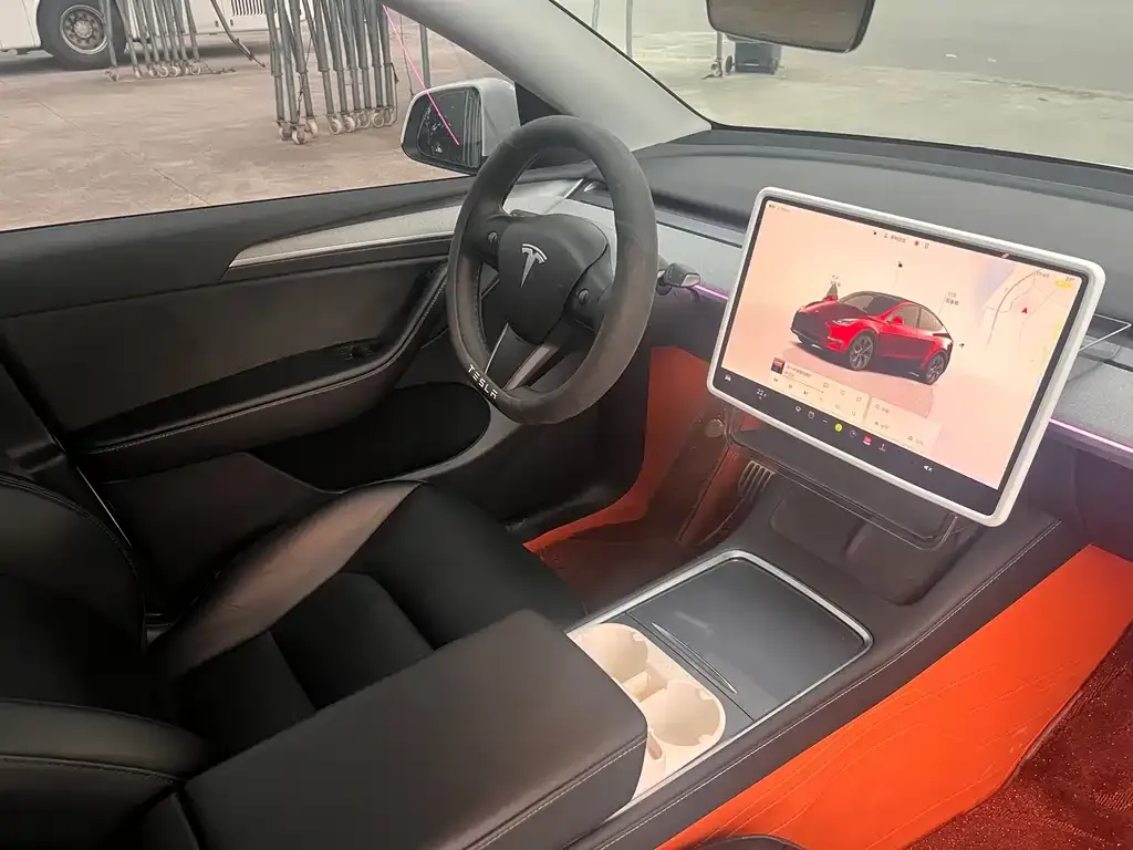 Tesla Model Y 2024 из CN, фото 6