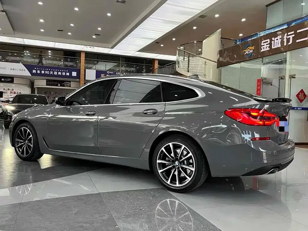 BMW 6 Series GT — фото 9