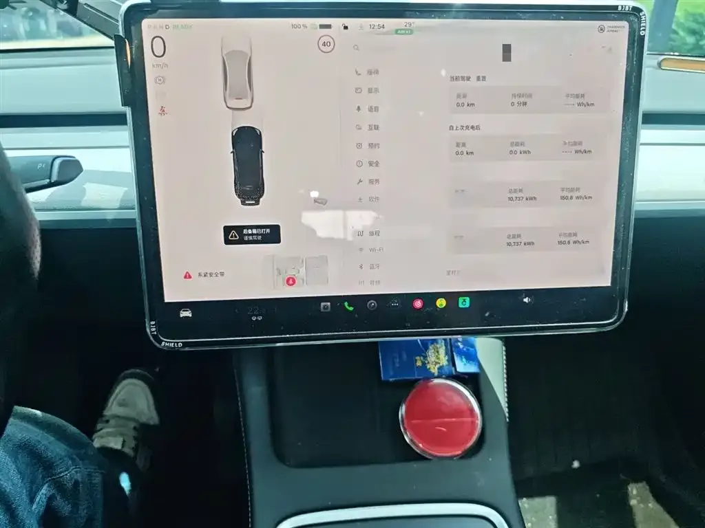 Tesla Model Y — фото 6