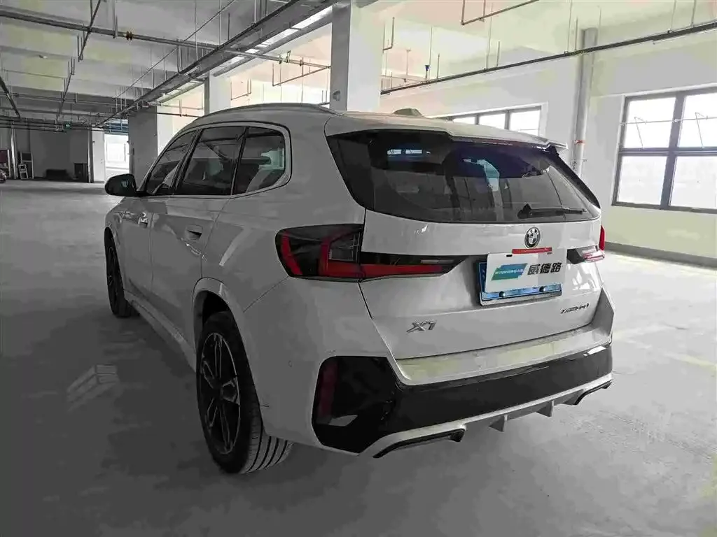 BMW X1 — фото 10
