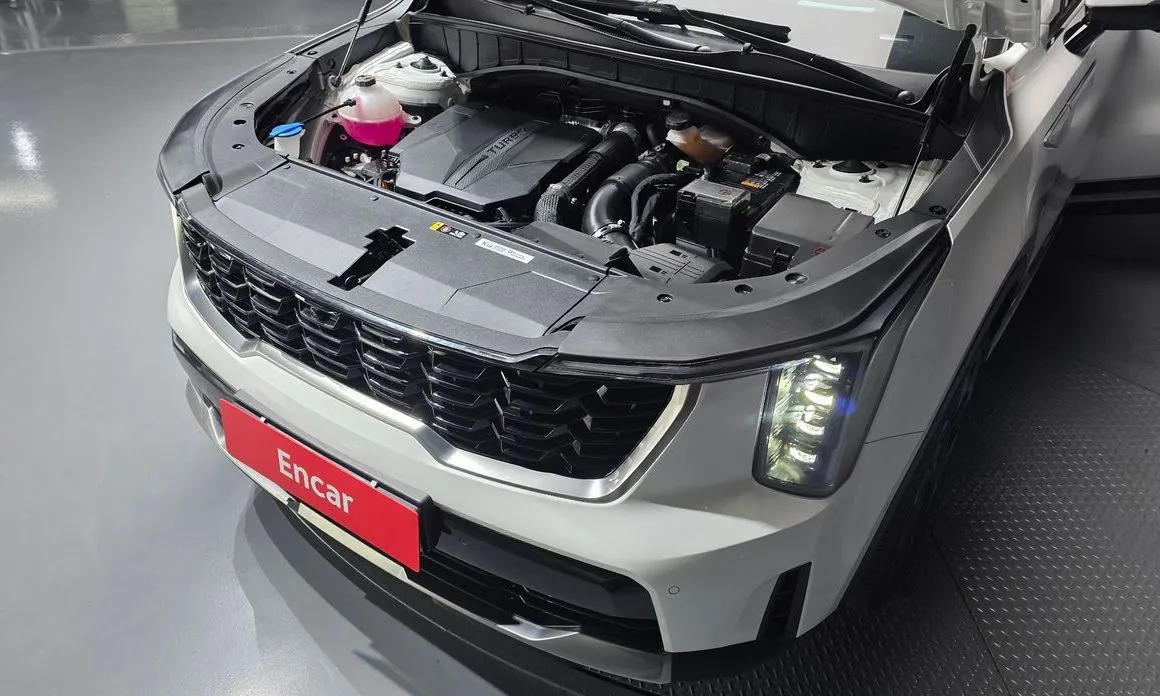 Kia Sorento — фото 9