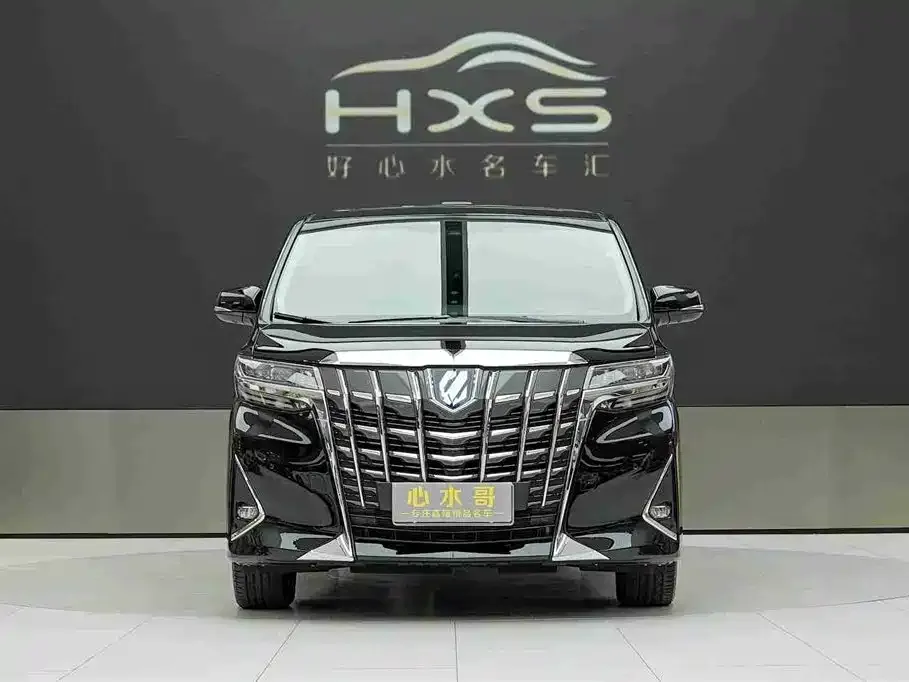 Toyota Alphard — фото 7