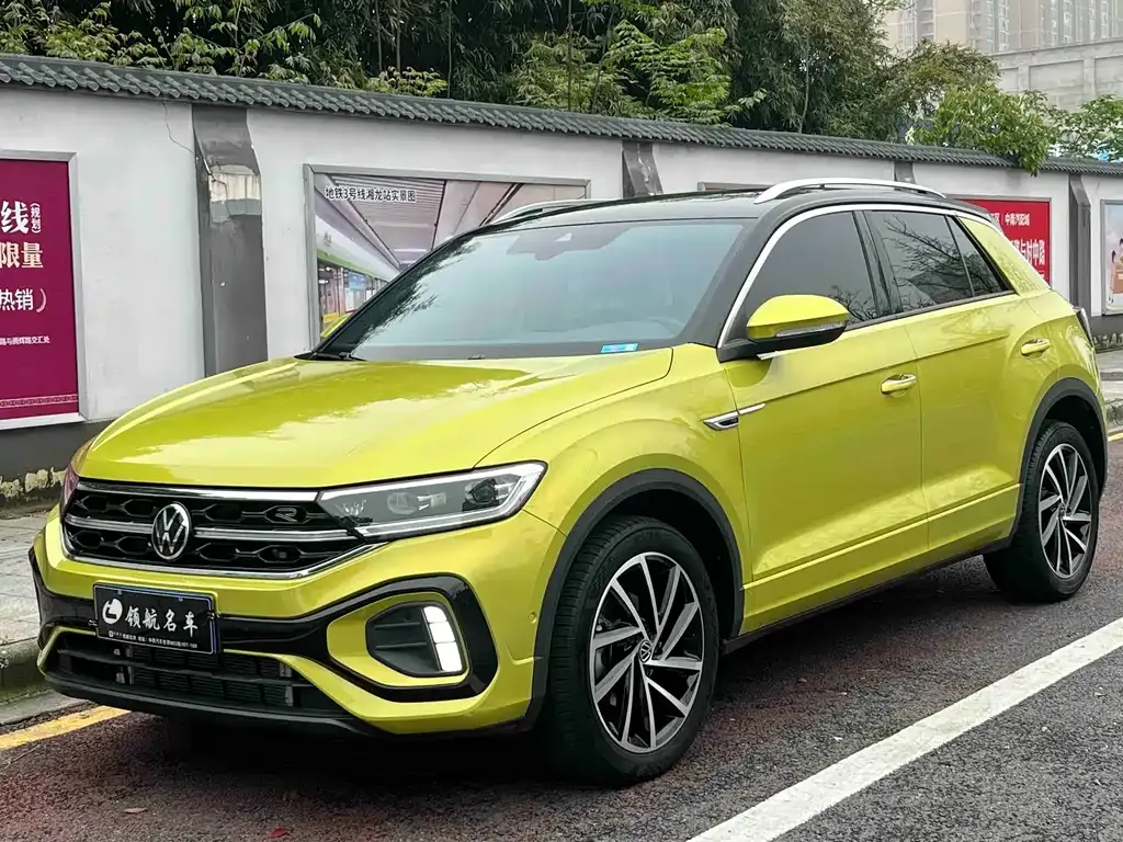 Volkswagen T-Roc — фото 7