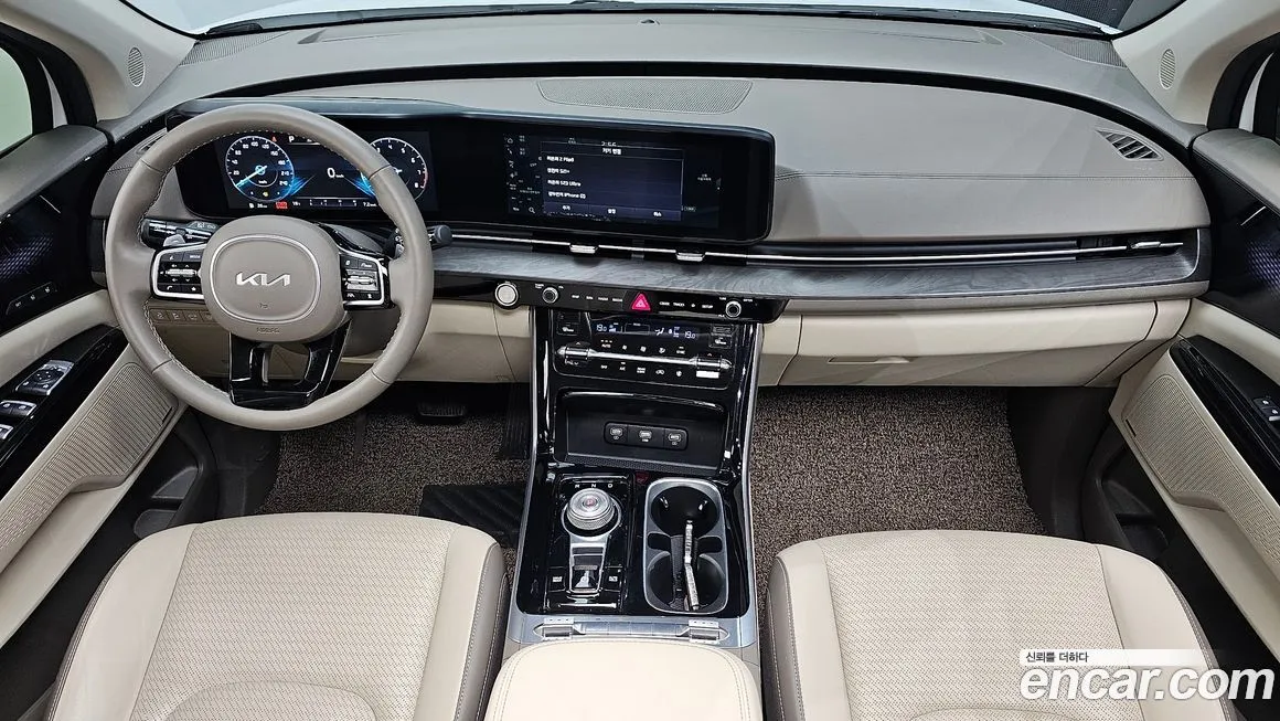 Kia Carnival — фото 10