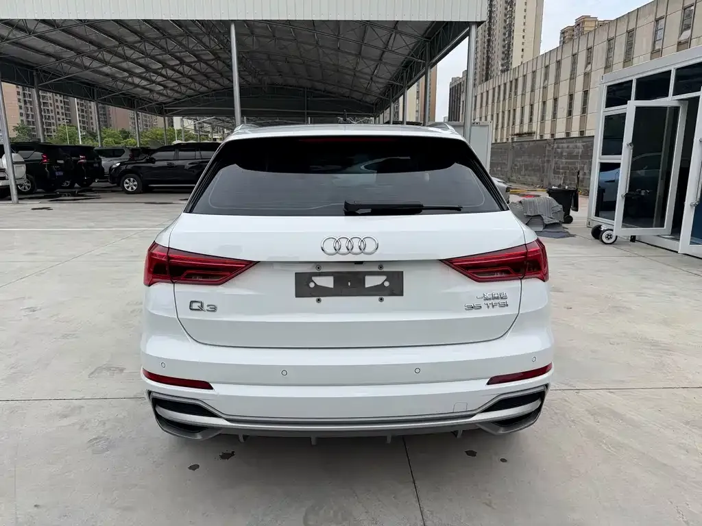 Audi Q3 — фото 2