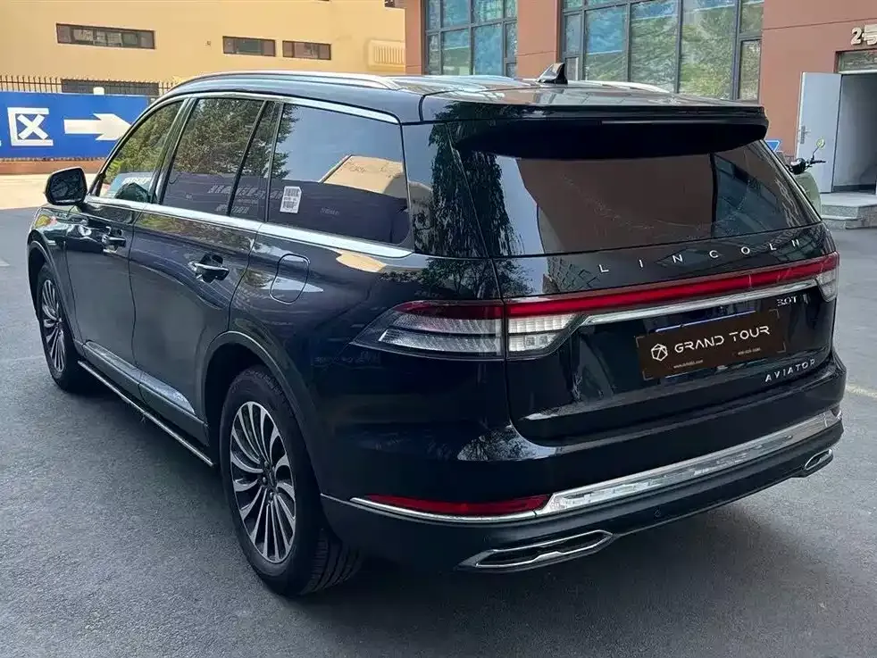 Lincoln Aviator — фото 6
