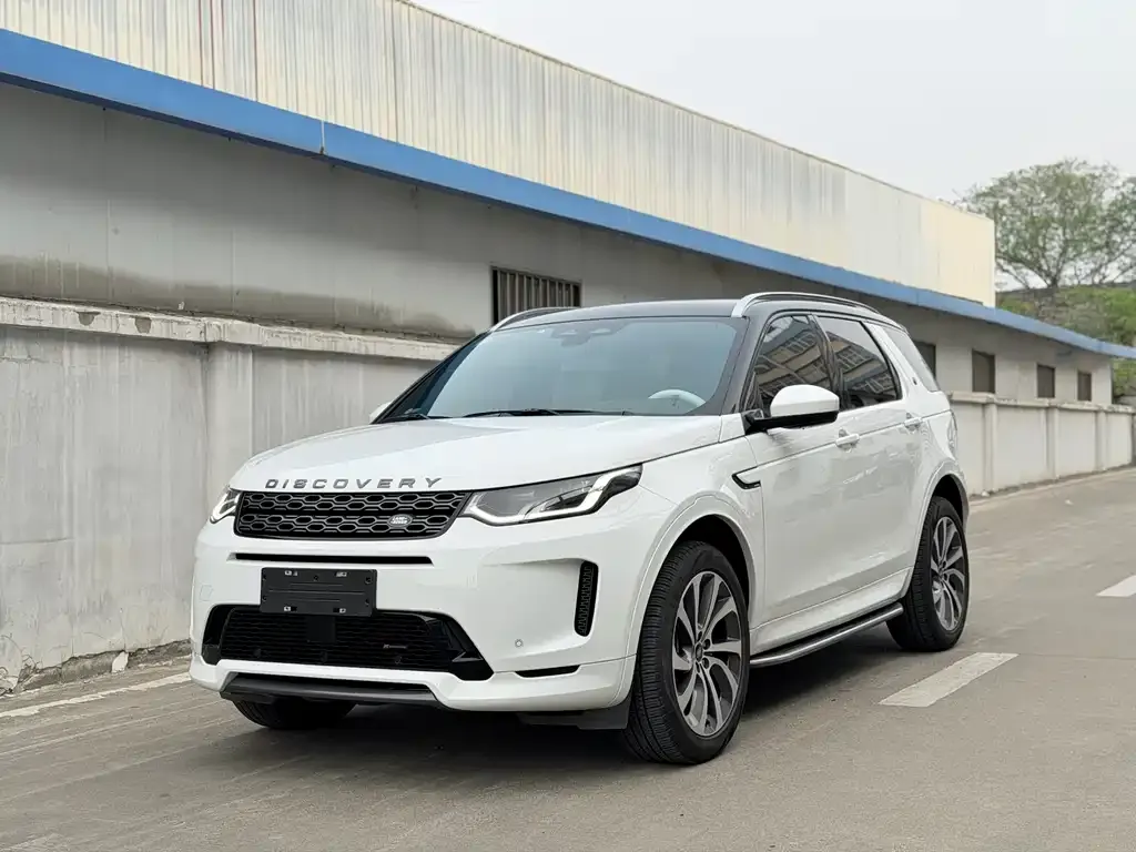 Land Rover Discovery Sport — фото 1