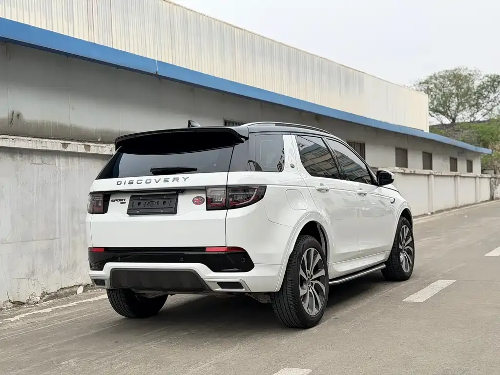 Land Rover Discovery Sport — фото 10