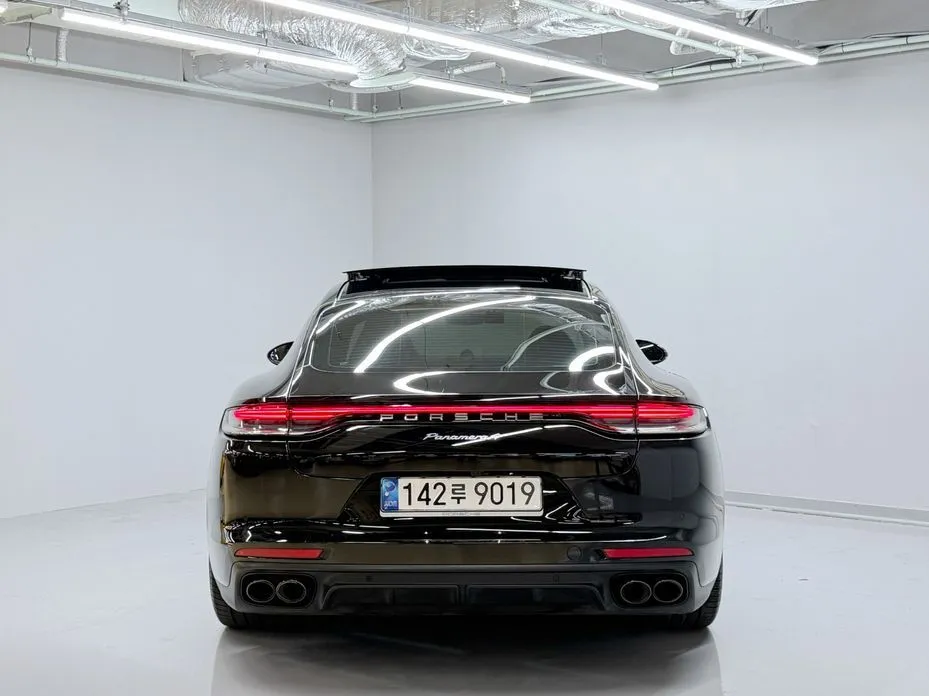 Porsche Panamera 2021 из KR, фото 2
