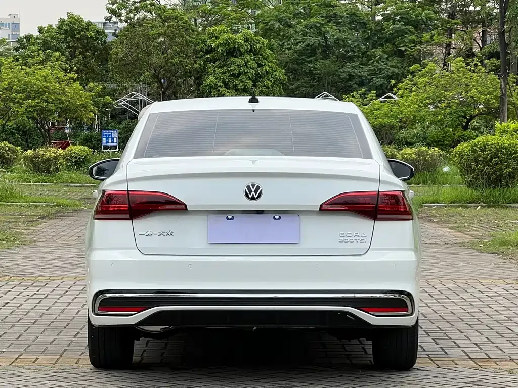 Volkswagen Bora 2023 из CN, фото 10