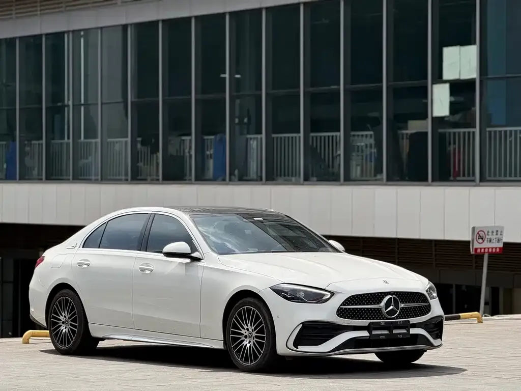 Mercedes-Benz C-Class — фото 6