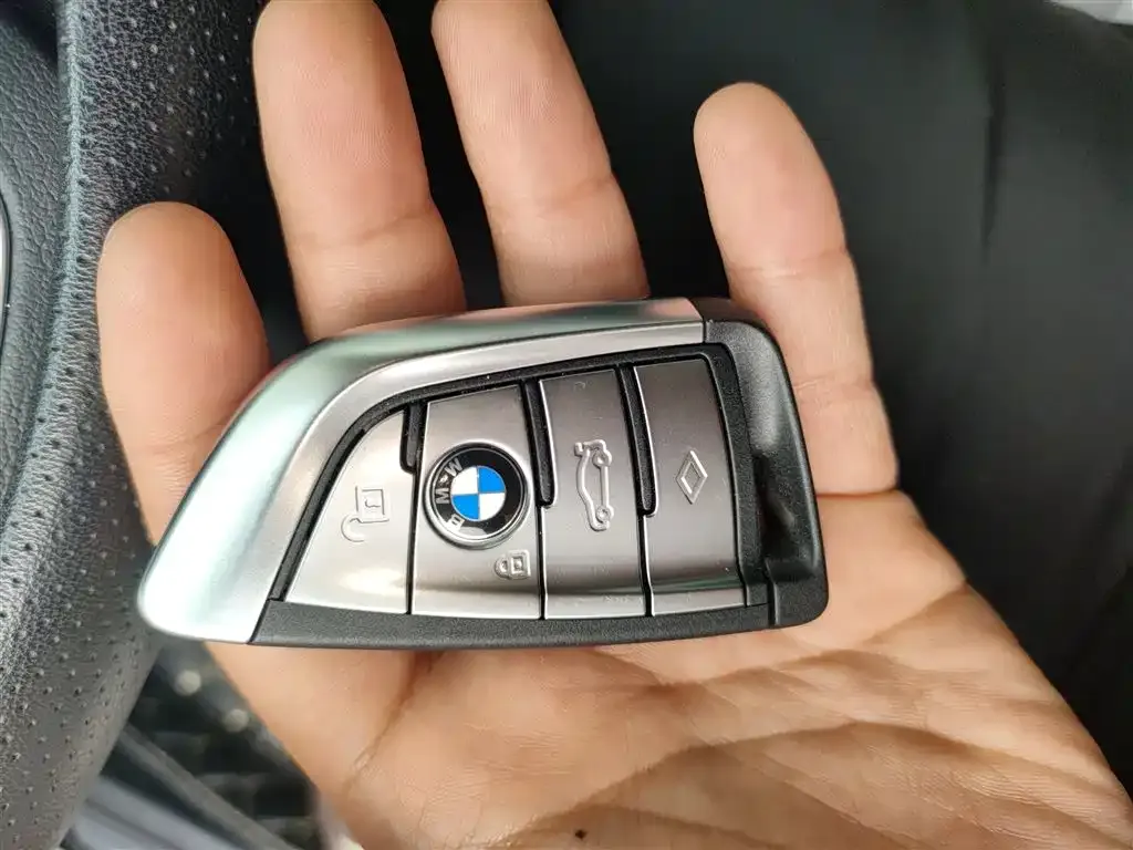 BMW 5 Series — фото 3