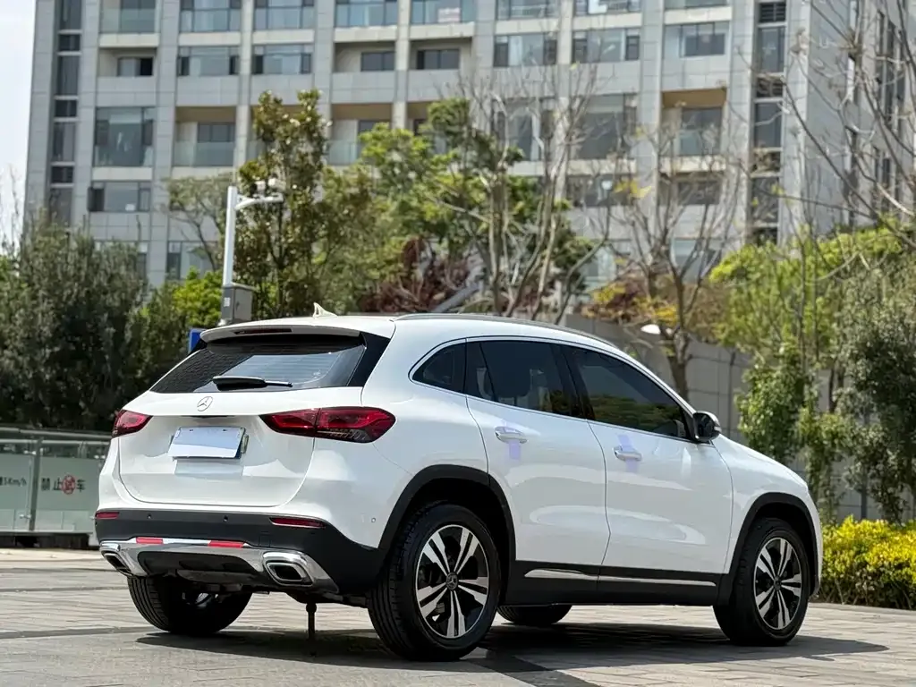 Mercedes-Benz GLA — фото 3