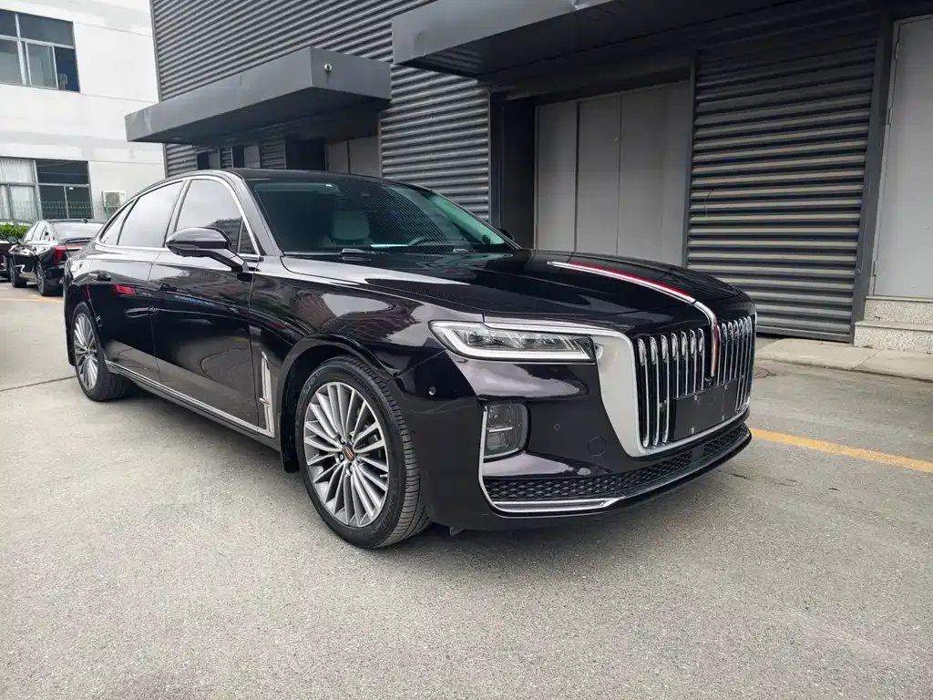 Hongqi H9 — фото 1