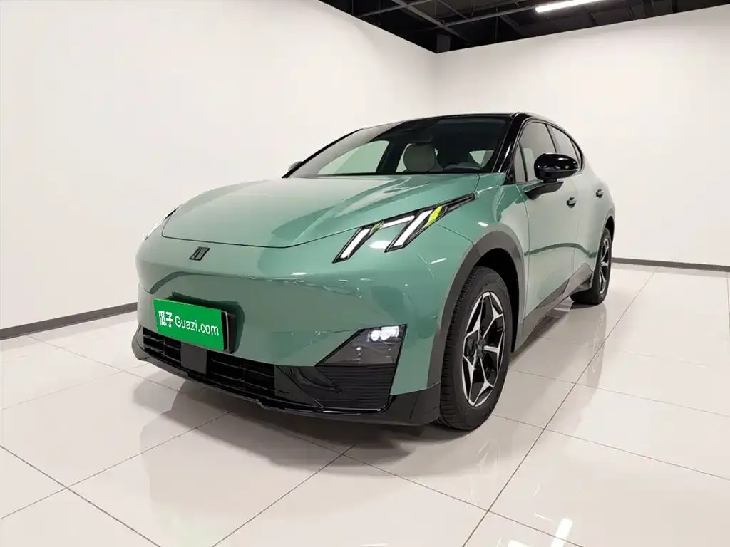 Lynk & Co Z20
