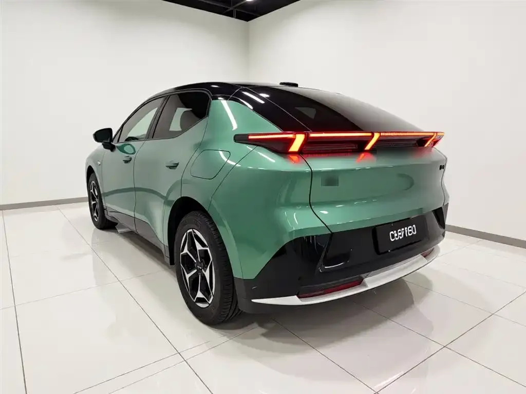 Lynk & Co Z20 2026 из CN, фото 4