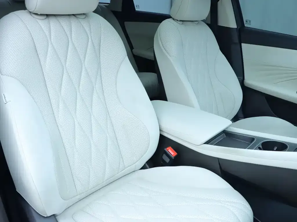 Roewe D7 2024 из CN, фото 8