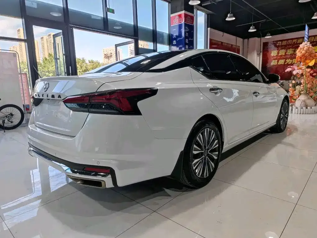 Nissan Teana — фото 4