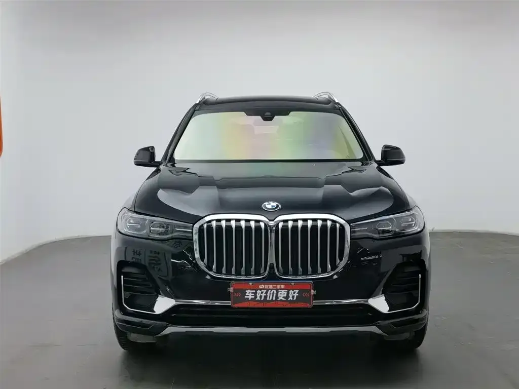 BMW X7 — фото 3