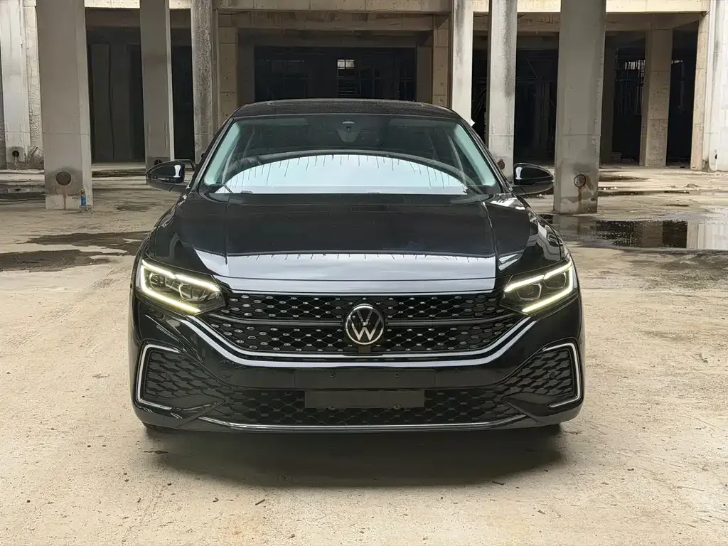 Volkswagen Passat — фото 6