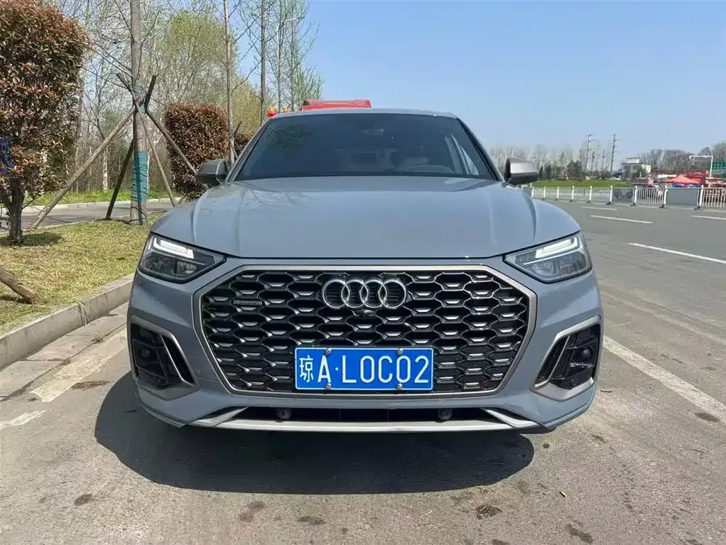 Audi Q5L Sportback — фото 10