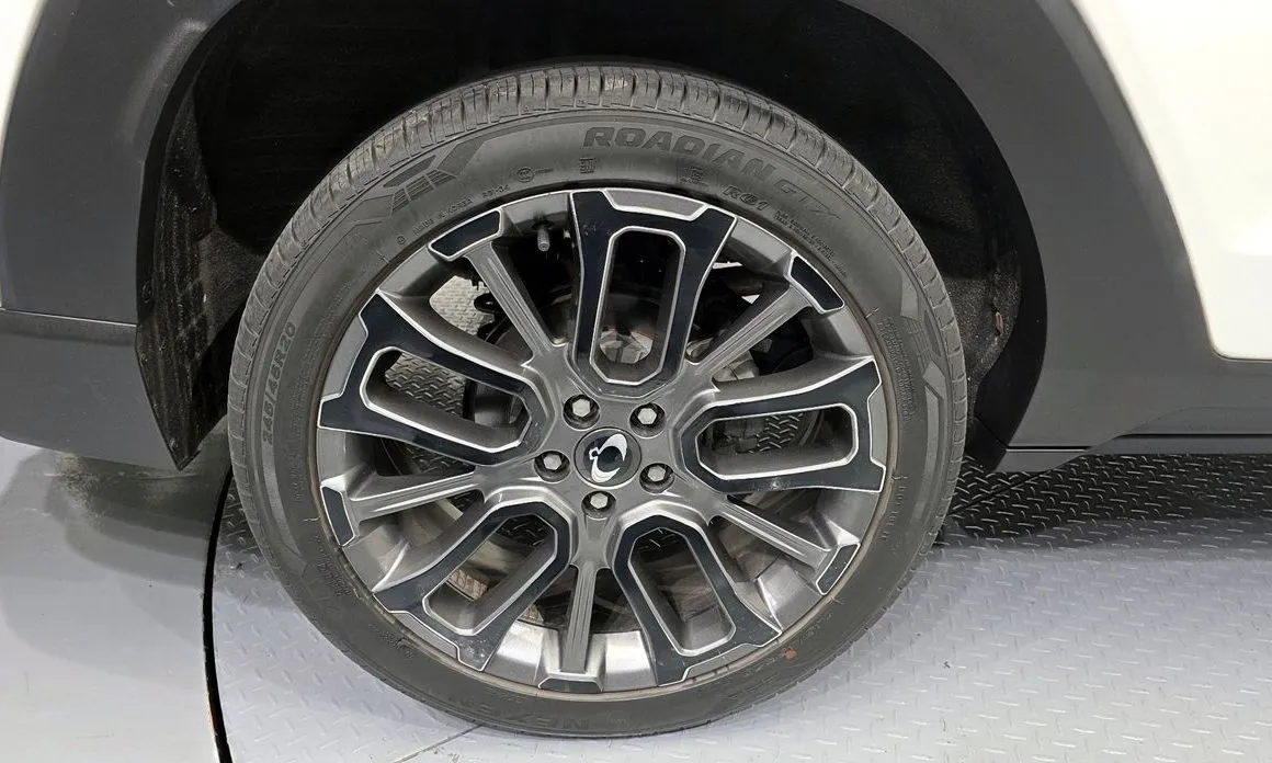 KG Mobility (Ssangyong) Torres — фото 9