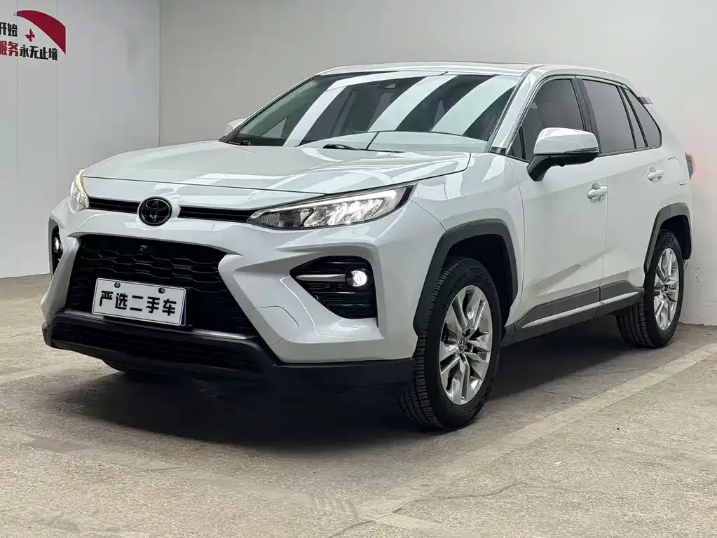 Toyota Wildlander — фото 1