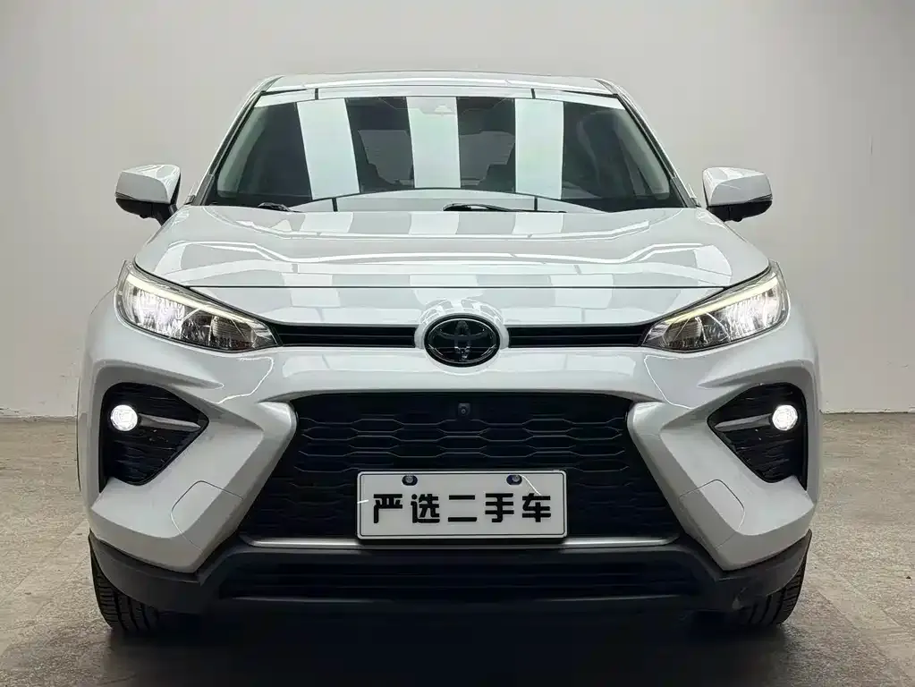 Toyota Wildlander — фото 3