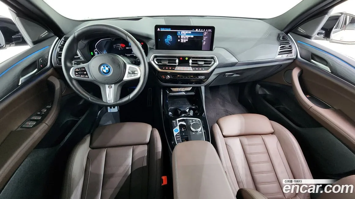 BMW iX3 — фото 4
