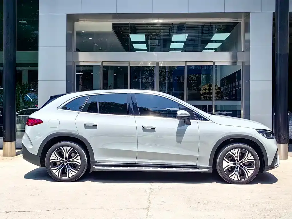 Mercedes-Benz EQE SUV 2023 из CN, фото 4