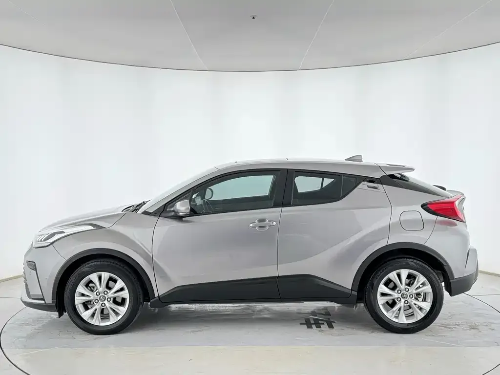 Toyota IZOA 2021 из CN, фото 3