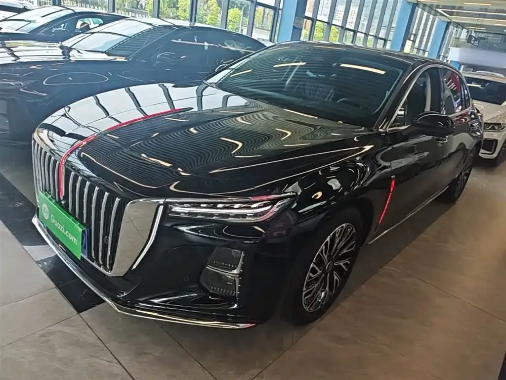 Hongqi H5 — фото 1