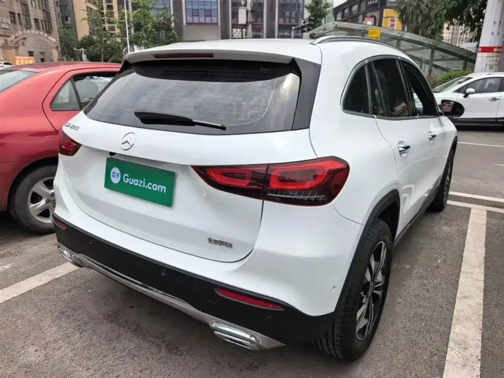 Mercedes-Benz GLA — фото 9