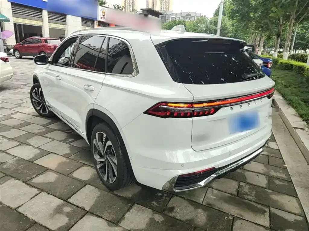 Geely Xingyue L — фото 6