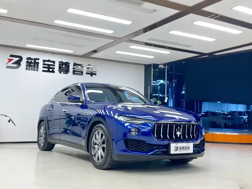 Maserati Levante — фото 9