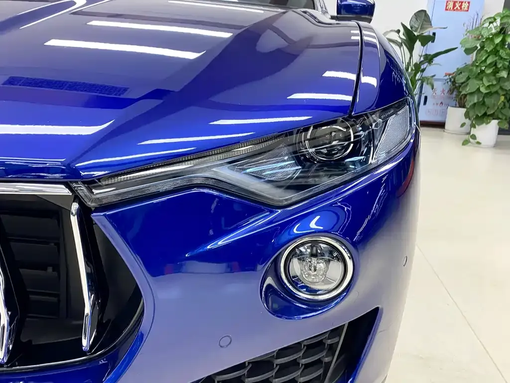 Maserati Levante — фото 10