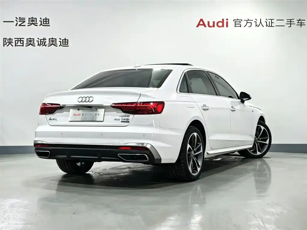 Audi A4L — фото 7