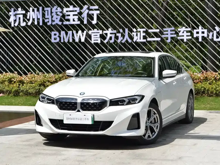 BMW i3 — фото 1